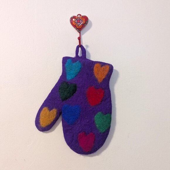 Ganesh Himark Trading Purple Heart Felt Wool Oven Mitt Boho Artisan Handmade - Picture 2 of 4